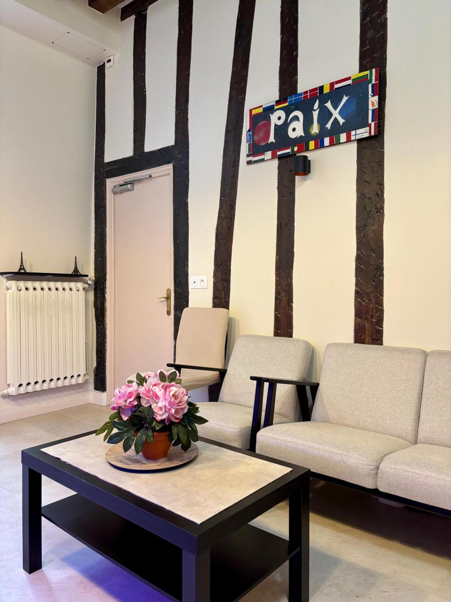 Hotel Des Fontaines Parijs
